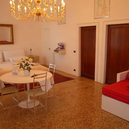 فندق مبيت وإفطار Giardino Jappelli